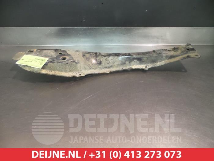 Gebruikte Motorbalk Toyota Corolla (E12) 2.0 D-4D 16V 90 Prijs € 50,00 Margeregeling aangeboden door V.Deijne Jap.Auto-onderdelen BV