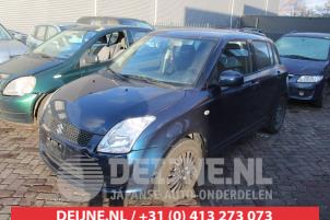 Suzuki Swift Portier 4Deurs links-achter O285701 foto 2