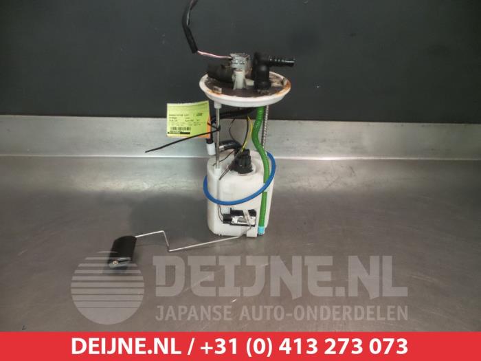 Gebruikte Tank element Pomp Hyundai iX35 (LM) Prijs € 75,00 Margeregeling aangeboden door V.Deijne Jap.Auto-onderdelen BV