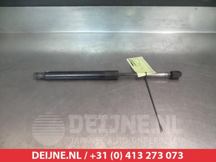 Kia Ceed Gasdemper rechts-achter O295005