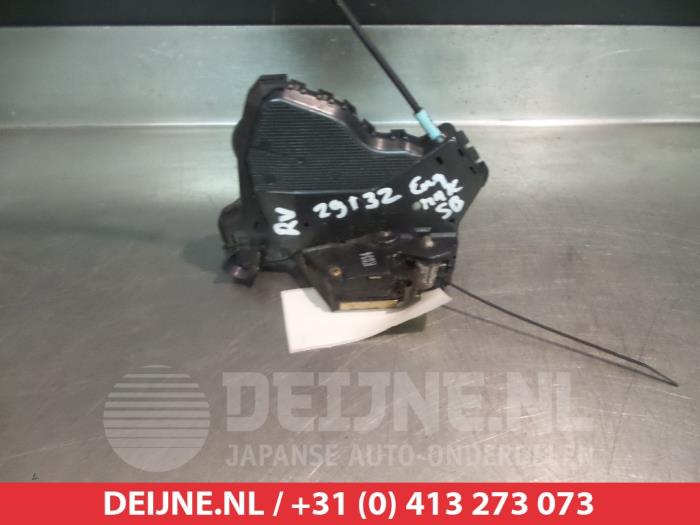 Toyota Corolla Deurslot Mechaniek 4Deurs rechts-voor O281215