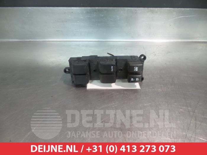 Suzuki Swift Combischakelaar ramen O312346