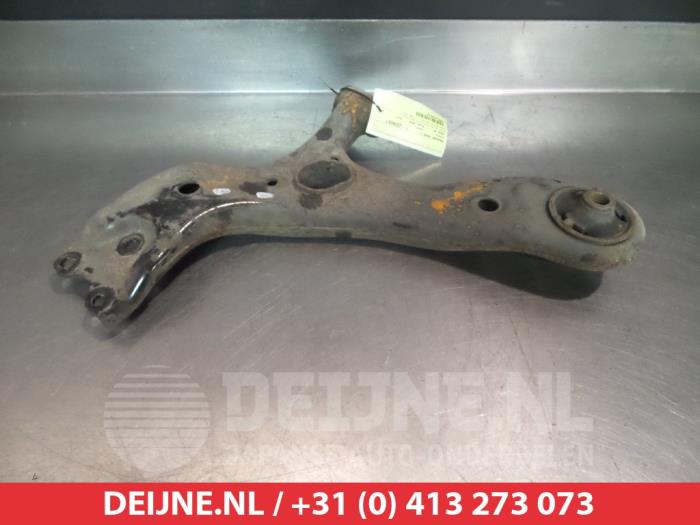 Toyota Verso Draagarm onder links-voor O381908