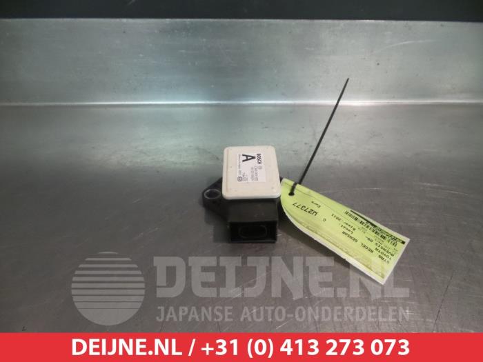 Toyota Avensis Anti-roll control sensor O329424
