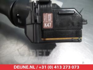 Toyota Verso-S Ruitenwis Schakelaar O310547 foto 2