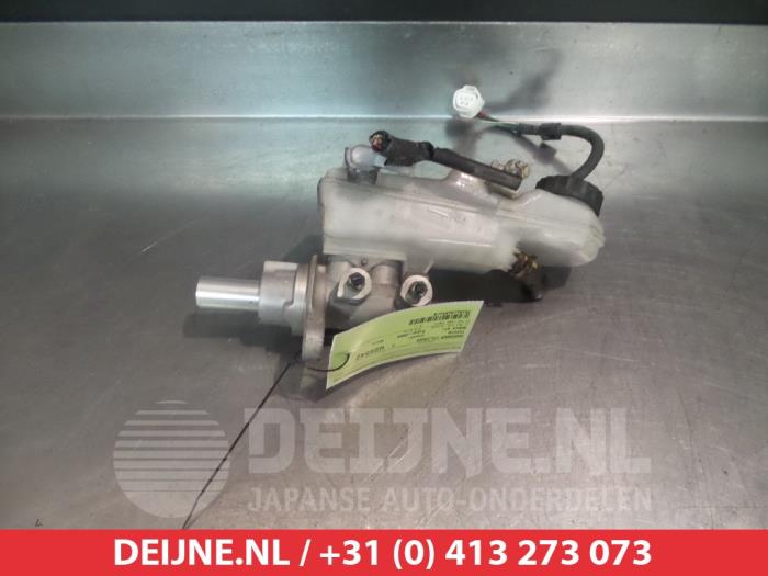 Toyota Auris Hoofdremcilinder O337097