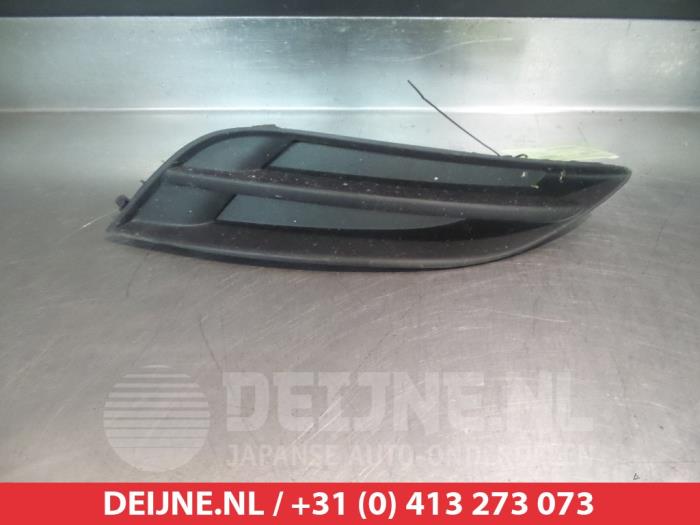 Toyota Auris Bumper Rooster O264675