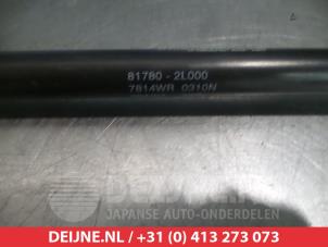 Hyundai I30 Gasdemper rechts-achter O294744 foto 2