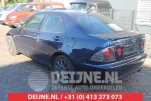 Gebruikte Portier 4Deurs links-voor Lexus IS (E1) 200 2.0 24V Prijs € 100,00 Margeregeling aangeboden door V.Deijne Jap.Auto-onderdelen BV