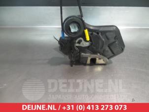 Toyota Corolla Deurslot Mechaniek 4Deurs rechts-achter O281833 foto 2