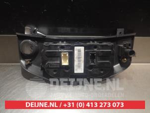 Nissan Micra Kachel Bedieningspaneel O305632 foto 2
