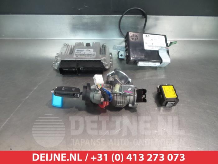 Hyundai I40 Computer Motormanagement O344399