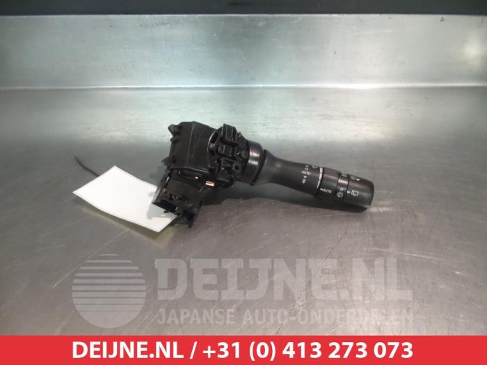 Toyota Yaris Scheibenwischer Schalter O310541