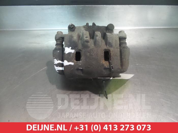 Subaru Impreza Remklauw (Tang) links-voor O324972