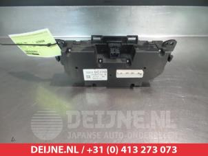 Subaru Impreza Heater control panel O305770 photo 2