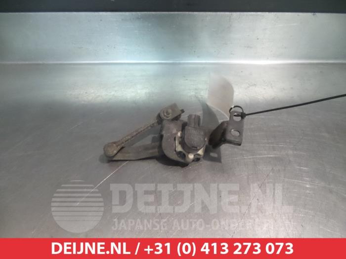 Subaru Impreza Xenon hoogteregelaar O266840