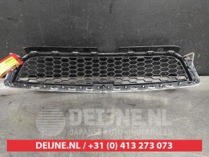 Chevrolet Captiva Grill O265019 foto 2