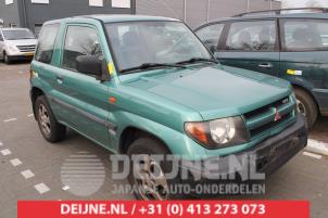 Mitsubishi Pajero Tür 2-türig rechts O271880 foto 2
