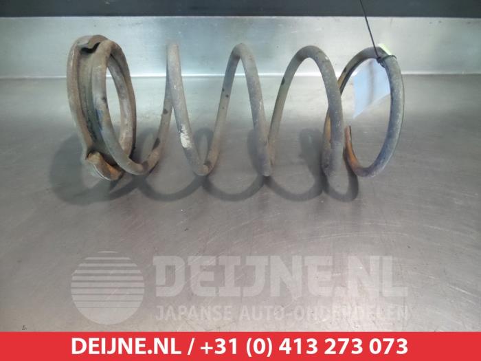 Mitsubishi Pajero Schraubenfeder hinten O380103