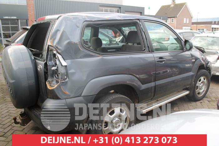 Toyota Landcruiser Door 2-door, right O271986