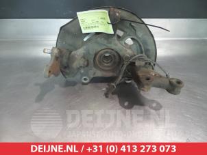 Toyota Auris Fusee links-voor O251996 foto 2