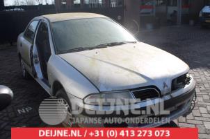 Mitsubishi Carisma Tür 4-türig rechts hinten O286463 foto 2