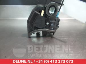 Toyota Verso Türschlossmechanik 4-türig links hinten O280594 foto 2