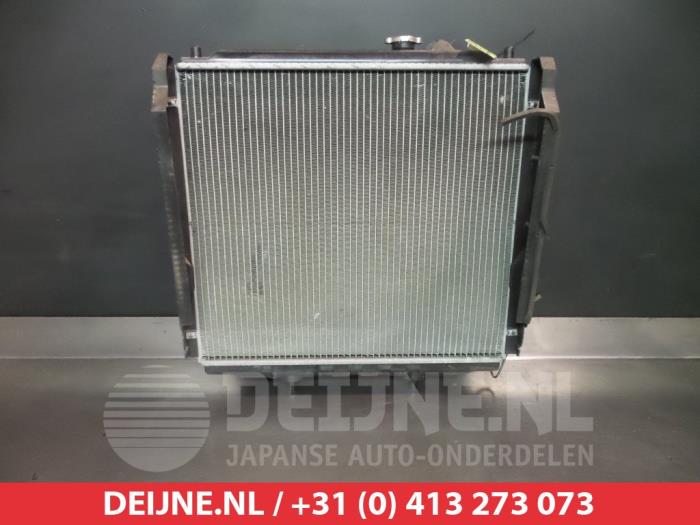 Gebruikte Radiateur Hyundai Terracan 2.5 TCi Prijs € 40,00 Margeregeling aangeboden door V.Deijne Jap.Auto-onderdelen BV