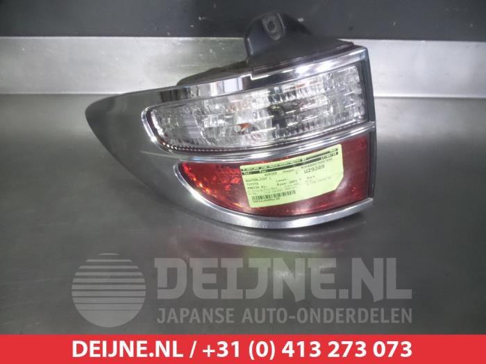 Toyota Previa Rücklicht links O298526