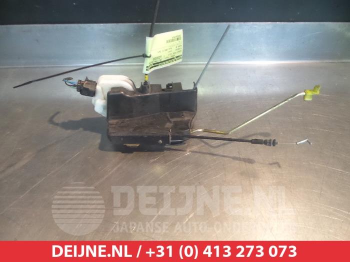 Mitsubishi Pajero Deurslot Mechaniek 4Deurs links-voor O279676