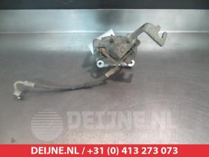 Mazda CX-3 Remklauw (Tang) links-achter O376031 foto 2
