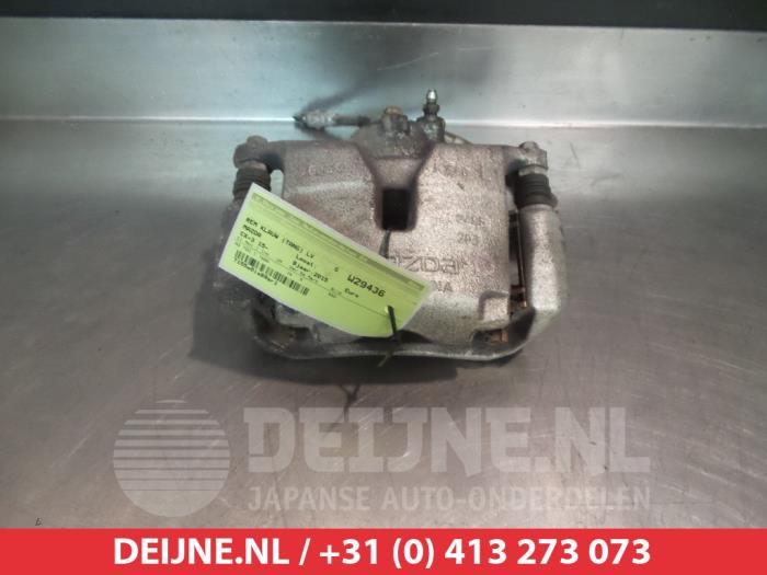 Mazda CX-3 Remklauw (Tang) links-voor O324656
