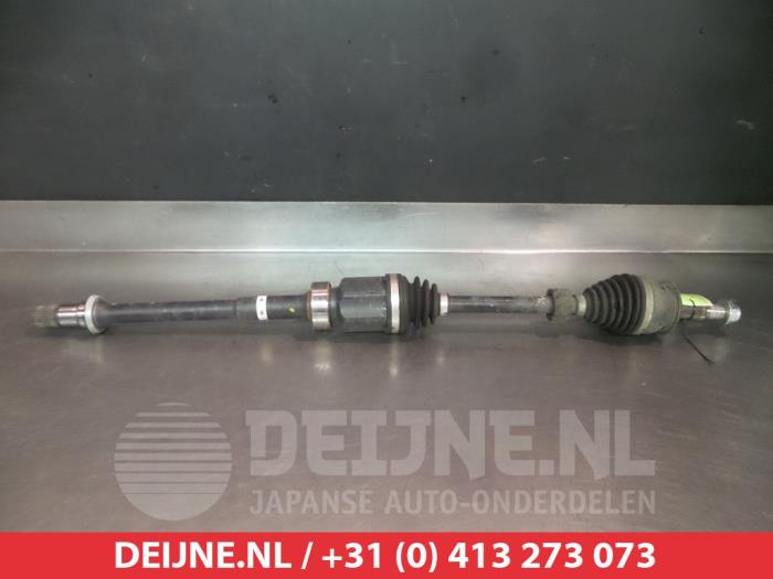 Mazda CX-3 Aandrijfas rechts-voor O319019