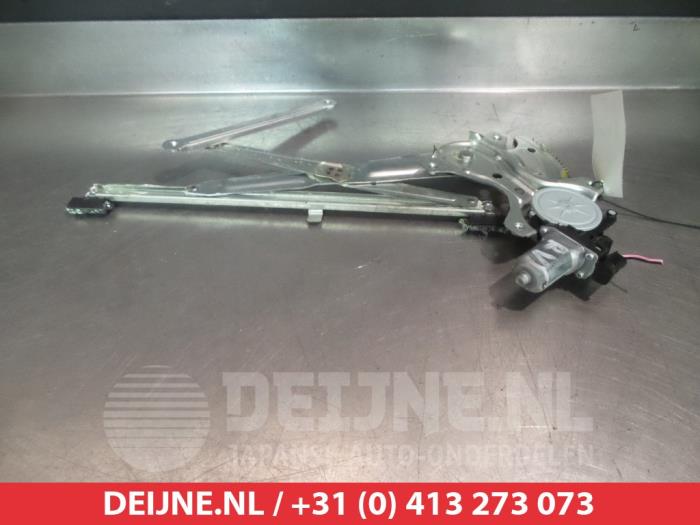 Daihatsu Materia Ruitmechaniek 4Deurs rechts-voor O276960