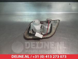 Mitsubishi Carisma Achterklep reflector rechts O297156 foto 2