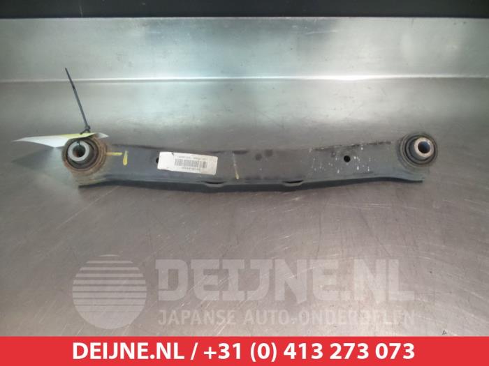 Hyundai I30 Draagarm rechts-achter O384098