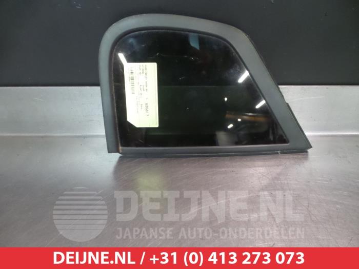 Hyundai IX20 Driehoeks Ruit rechts-achter O289993