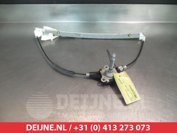 Mazda 3 Ruitmechaniek 4Deurs rechts-voor O276459
