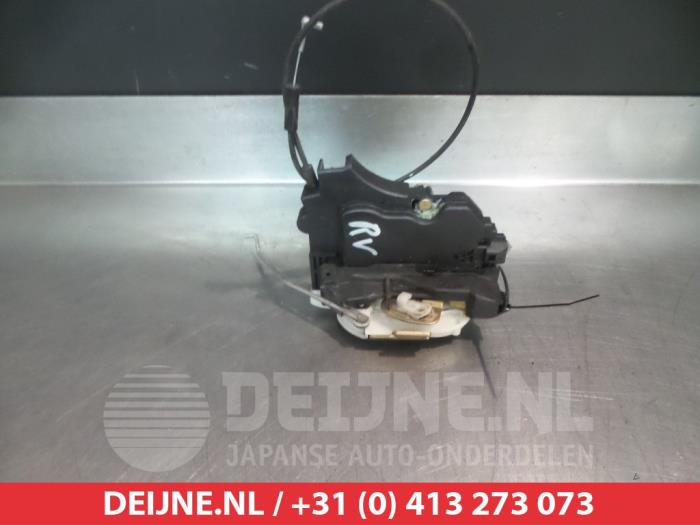 Mitsubishi Lancer Deurslot Mechaniek 4Deurs rechts-voor O280983