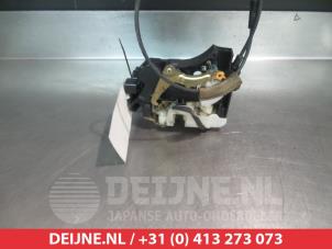 Mitsubishi Lancer Türschlossmechanik 4-türig rechts vorne O280983 foto 2