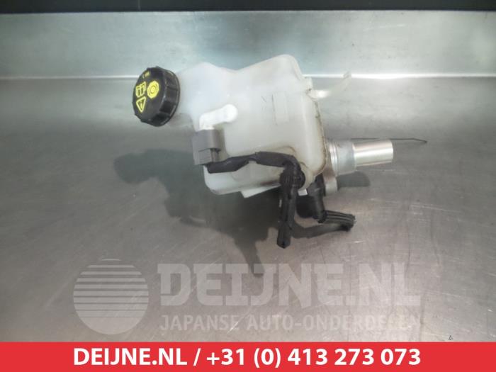 Mazda 3 Hoofdremcilinder O336354