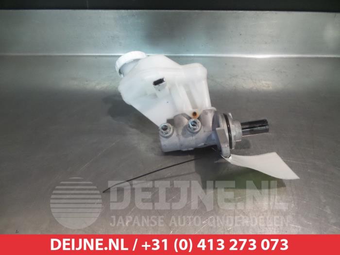 Mitsubishi Space Star Master cylinder O336766