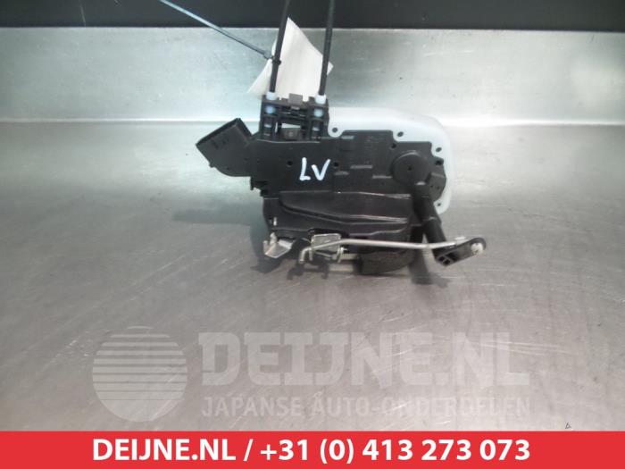 Nissan Juke Türschlossmechanik 4-türig links vorne O279494
