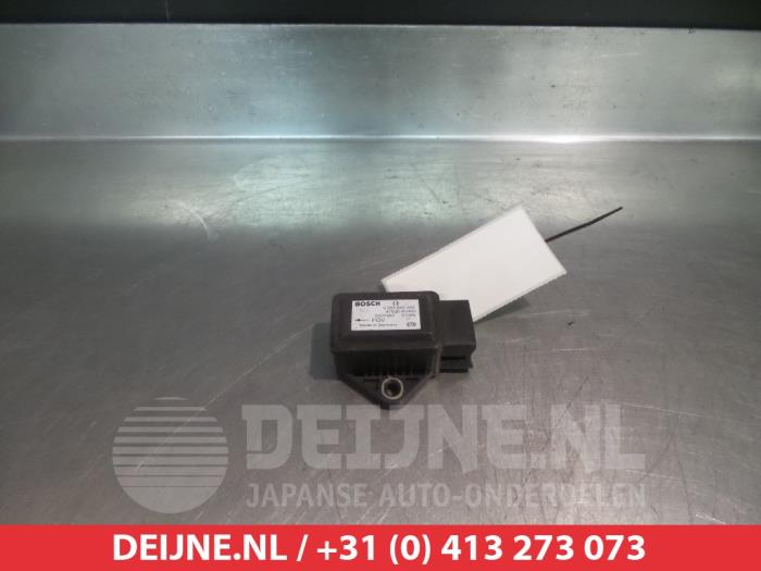 Nissan Primera Stabilisierung Regelsensor O329308