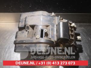 Gebruikte Luchtfilterhuis Honda CR-V (RE/RM) 2.0 16V Prijs € 50,00 Margeregeling aangeboden door V.Deijne Jap.Auto-onderdelen BV