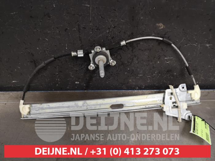 Mazda Premacy Fenstermechanik 4-türig links vorne O275545
