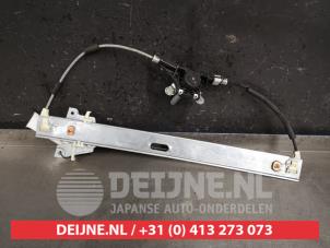 Mazda Premacy Fenstermechanik 4-türig links vorne O275545 foto 2