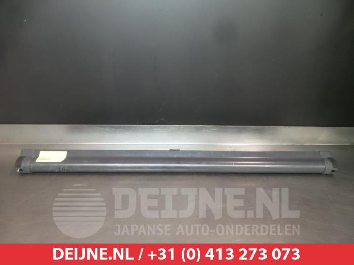 Hyundai I40 Hoedenplank O316263