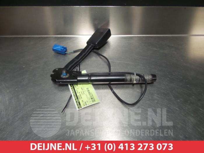 Mazda 3 Sicherheitsgurt Schließe rechts vorne O315507