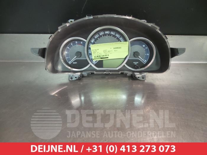 Toyota Auris Tacho - Kombiinstrument KM O305205
